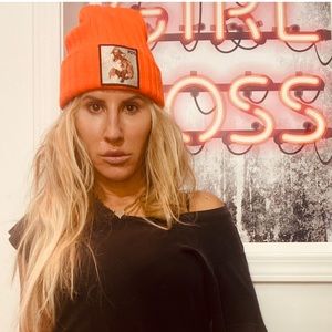 Patch Beanie Fox Orange soft adorable hat!!!!!   Winter/spring must have